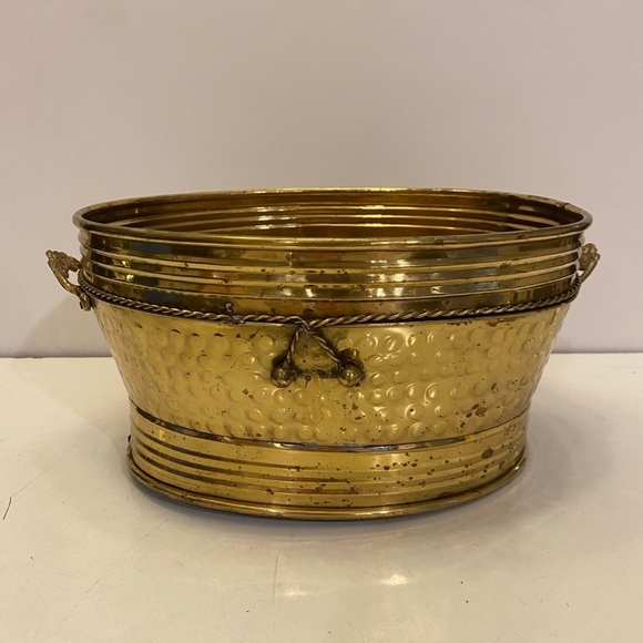 Other - Vintage 12 inch brass bowl / planter decor
